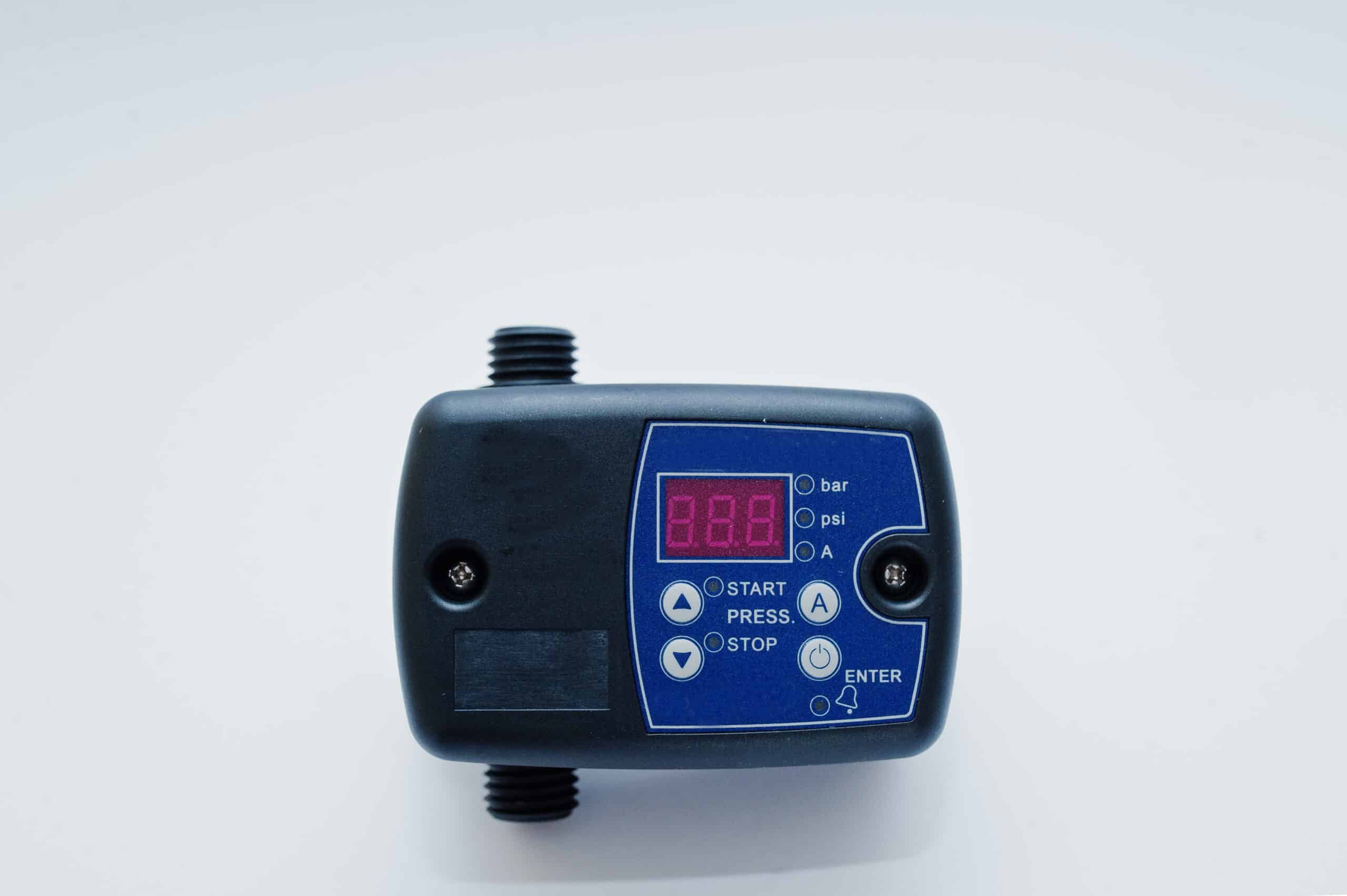 Digital controller display for programming an irrigation watering schedule